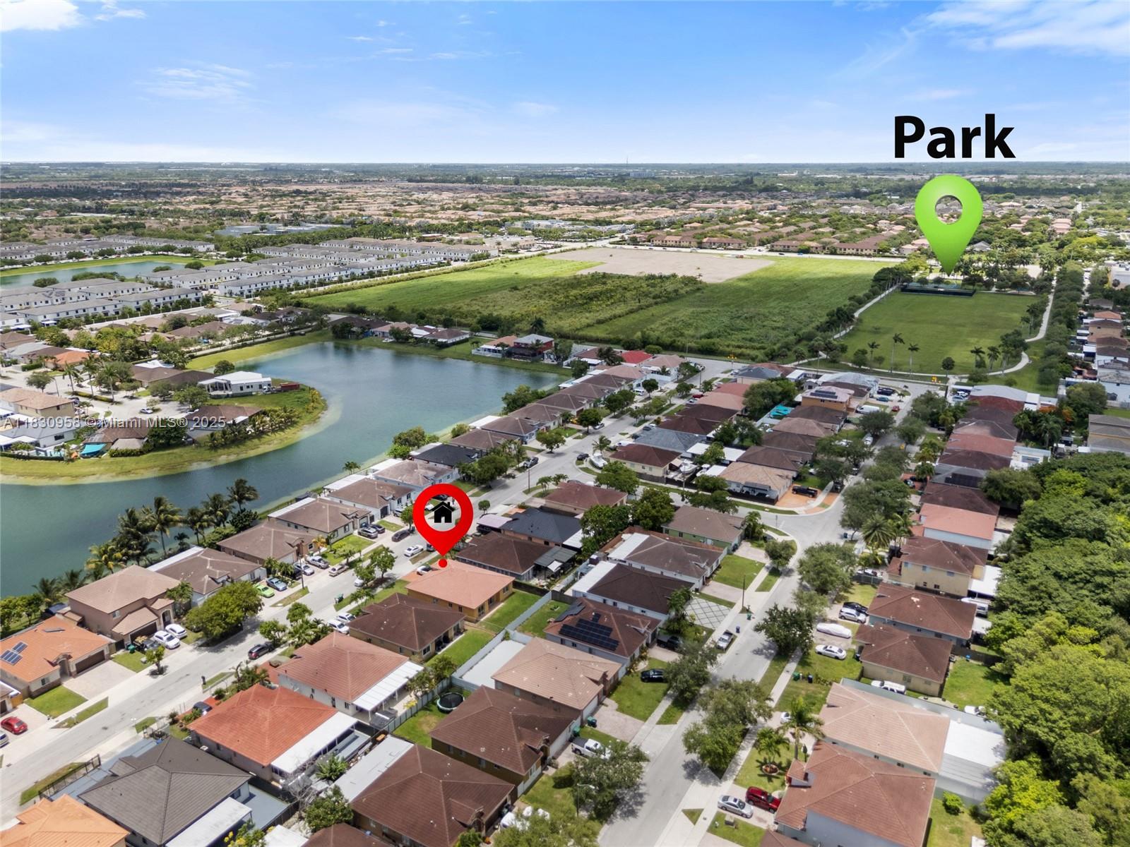 SILVER PALM LAKE - Residential