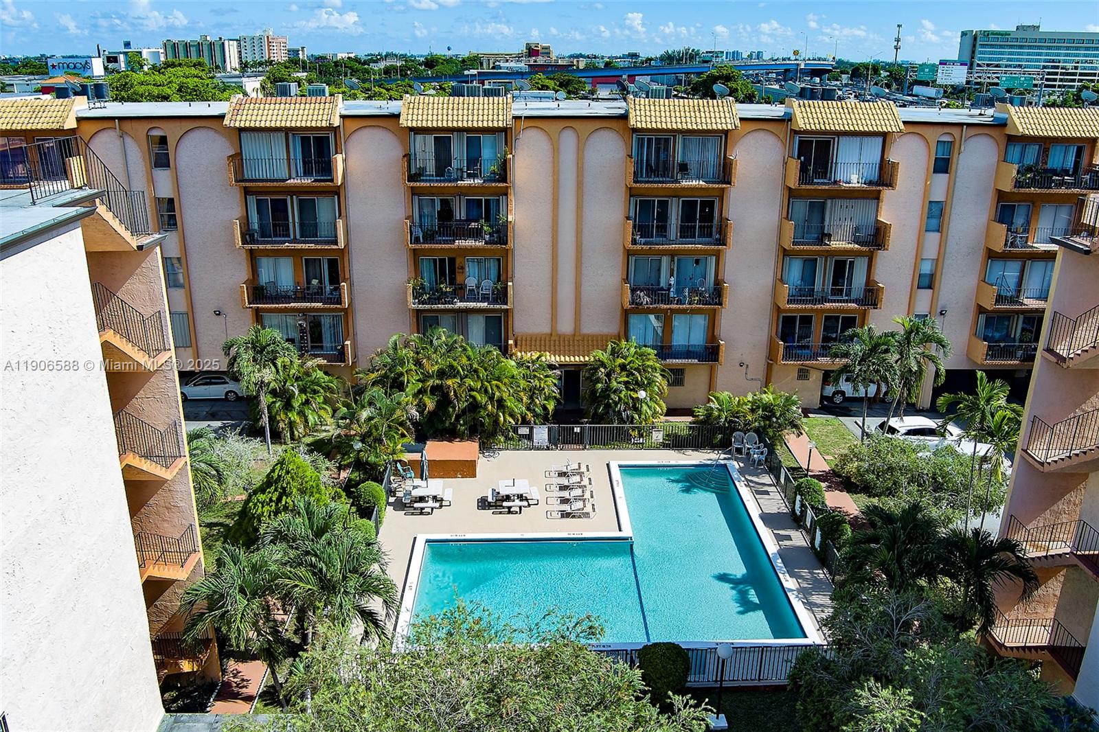 WESTLAND-EDEN CONDO I - Residential