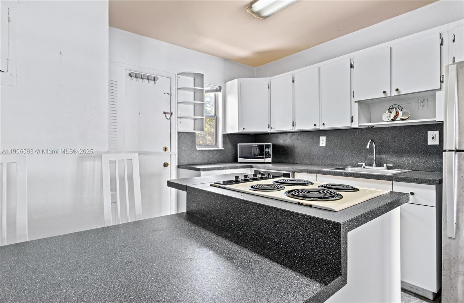 WESTLAND-EDEN CONDO I - Residential