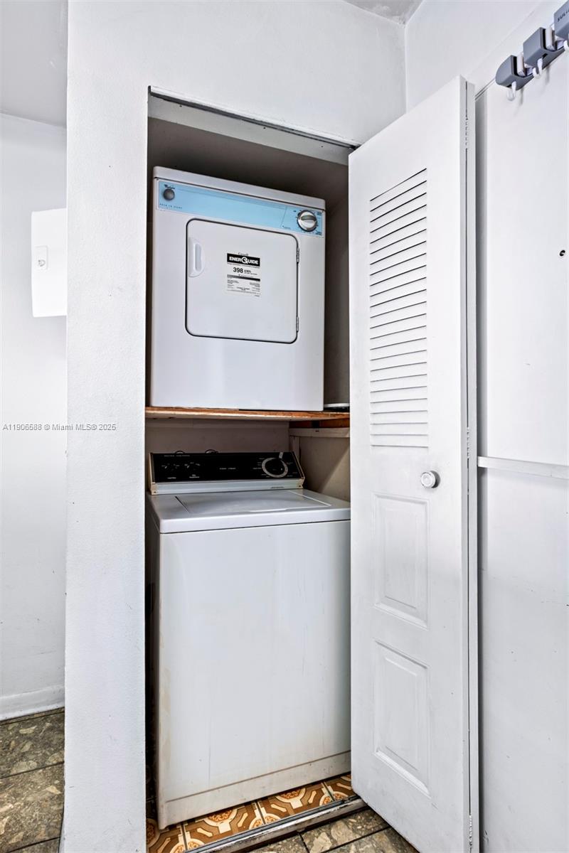 WESTLAND-EDEN CONDO I - Residential