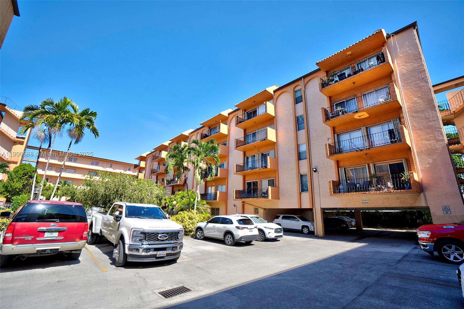 WESTLAND-EDEN CONDO I - Residential