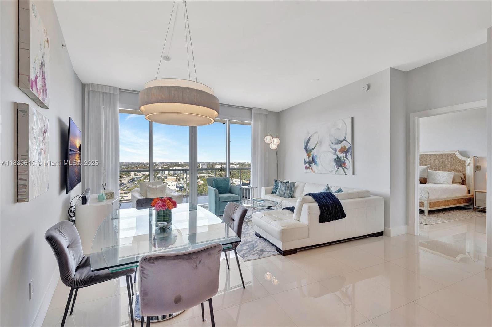 PLAZA AT OCEANSIDE (THE) - Residential