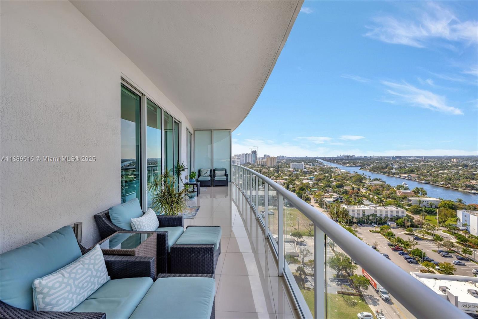 PLAZA AT OCEANSIDE (THE) - Residential