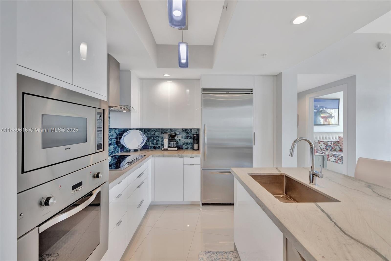 PLAZA AT OCEANSIDE (THE) - Residential