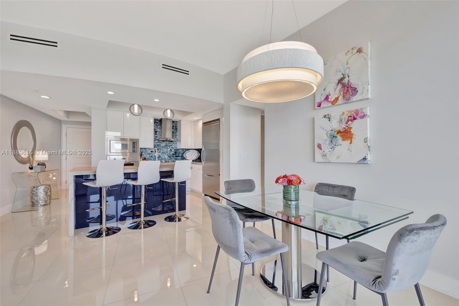 PLAZA AT OCEANSIDE (THE) - Residential