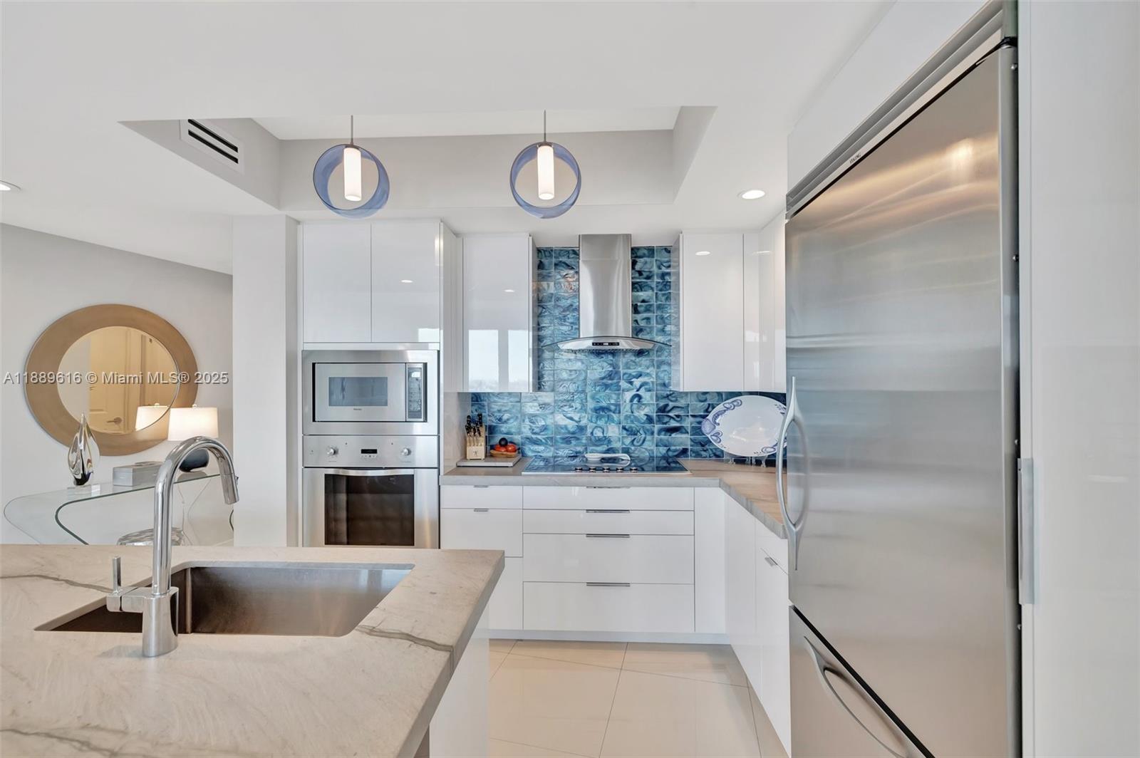 PLAZA AT OCEANSIDE (THE) - Residential