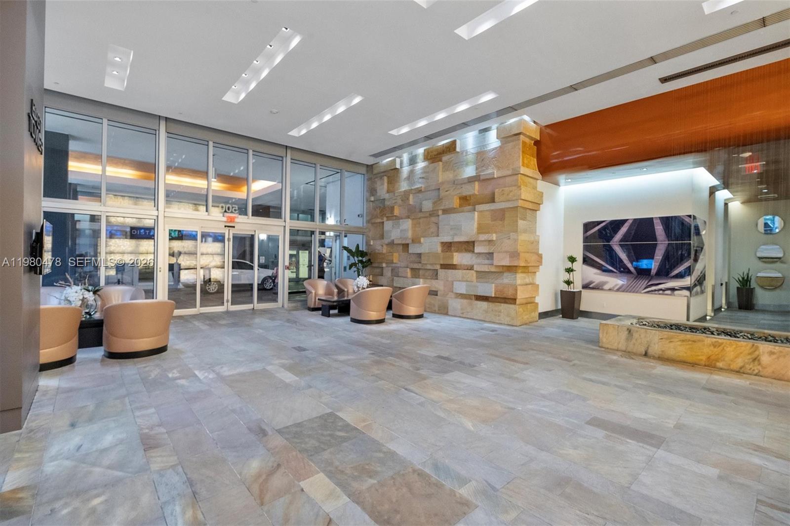 500 BRICKELL EAST CONDO - Residential