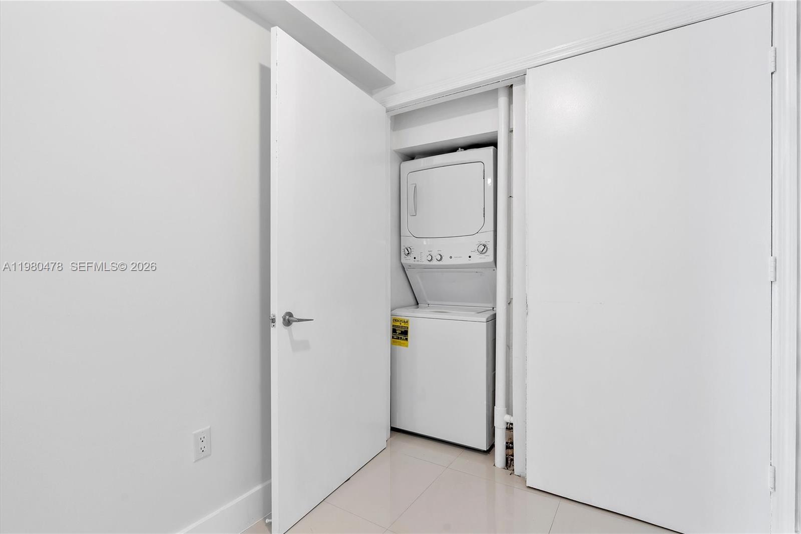 500 BRICKELL EAST CONDO - Residential