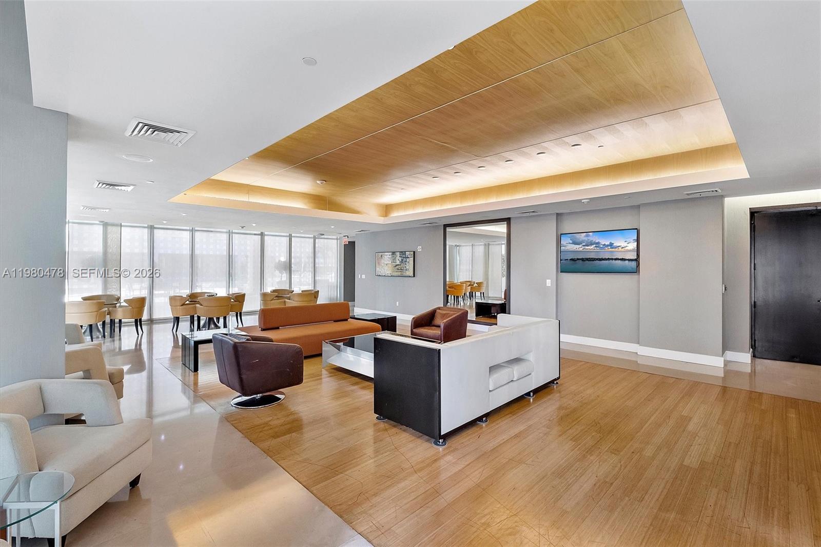 500 BRICKELL EAST CONDO - Residential