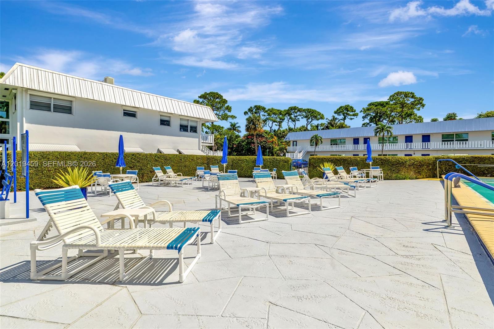 CEDAR POINTE CONDO - Residential