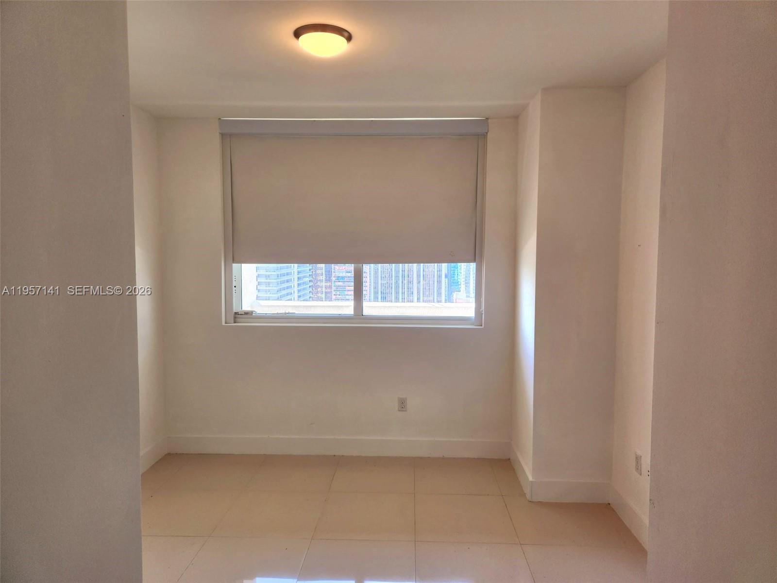 VIZCAYNE NORTH CONDO - Residential Lease