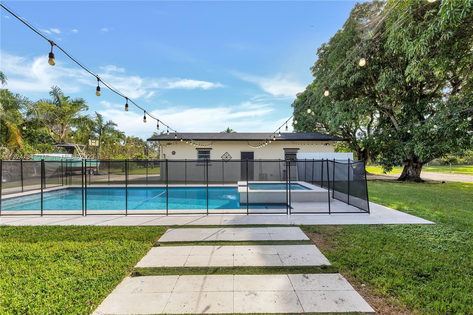 Redlands - Residential