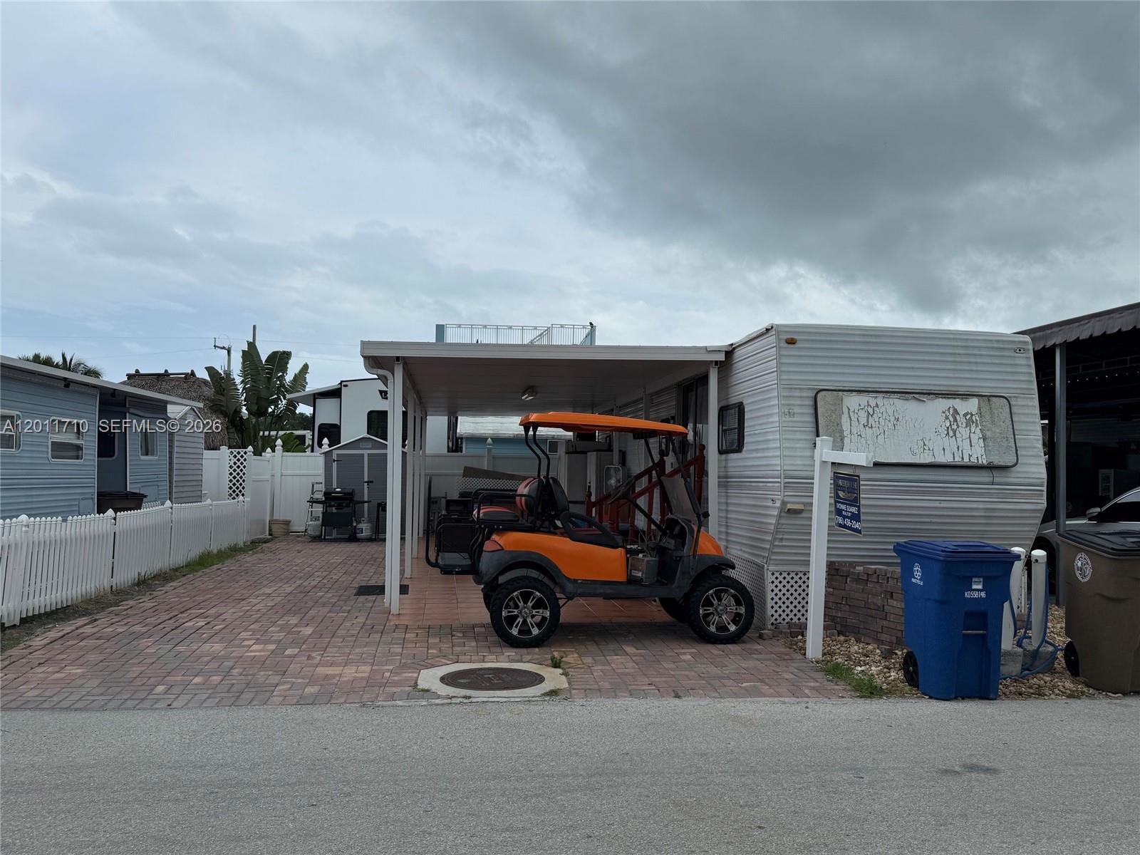 CALUSA CAMPGROUND - Land