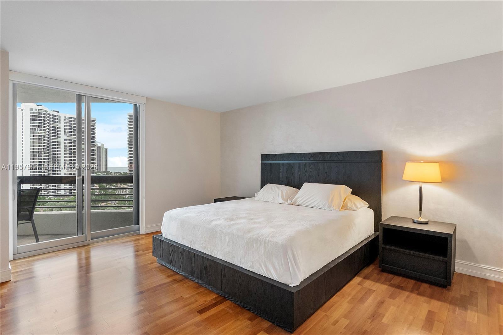 MYSTIC POINTE TOWER 400 - Residential