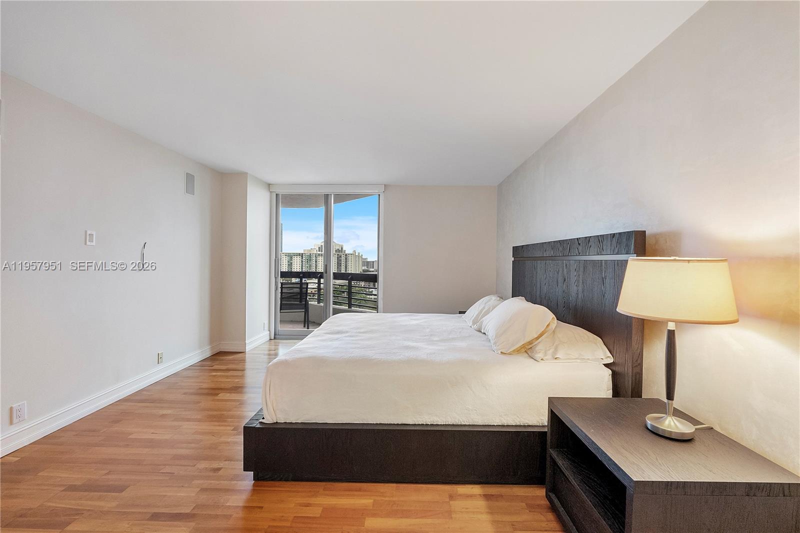 MYSTIC POINTE TOWER 400 - Residential