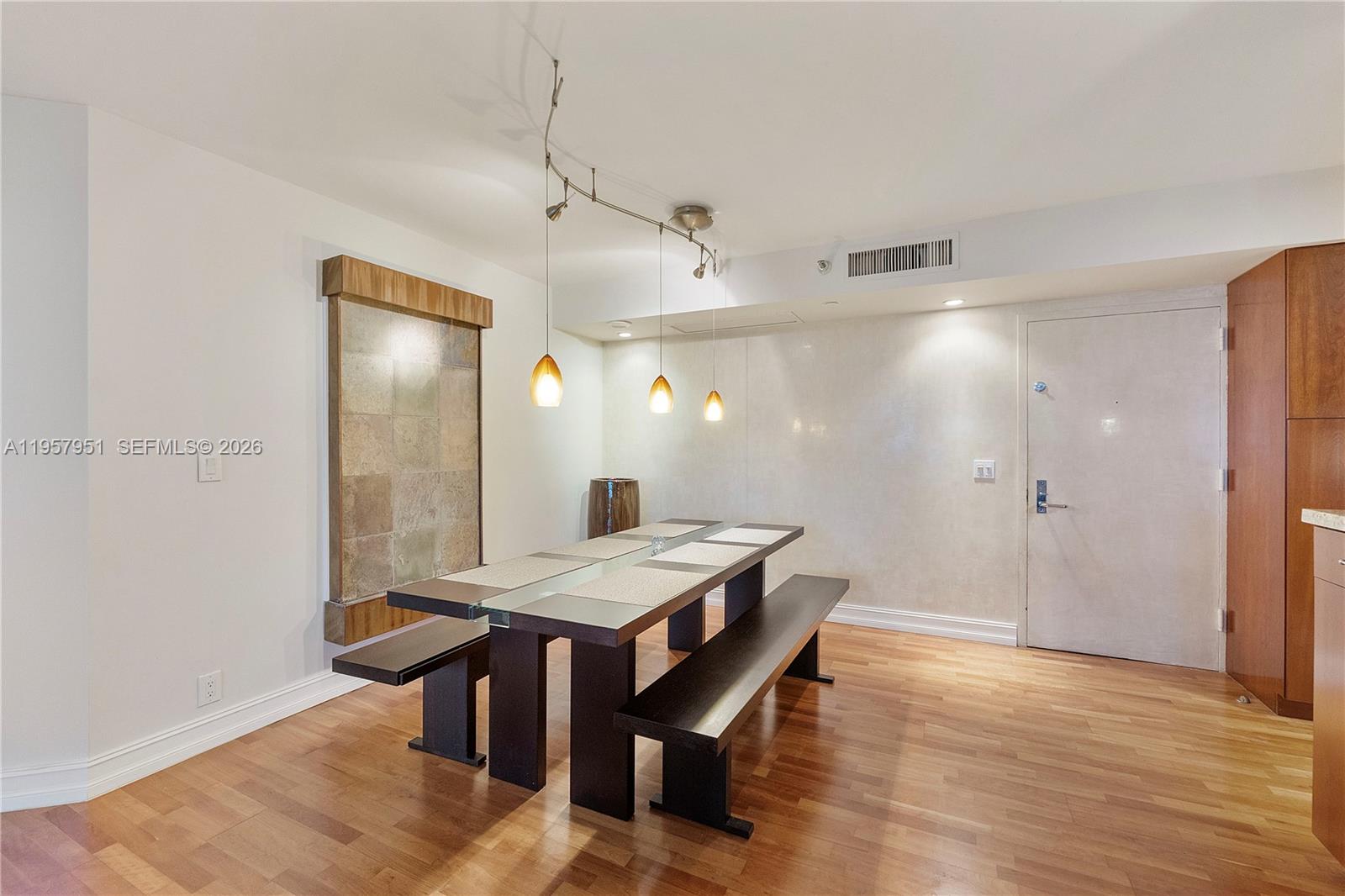 MYSTIC POINTE TOWER 400 - Residential