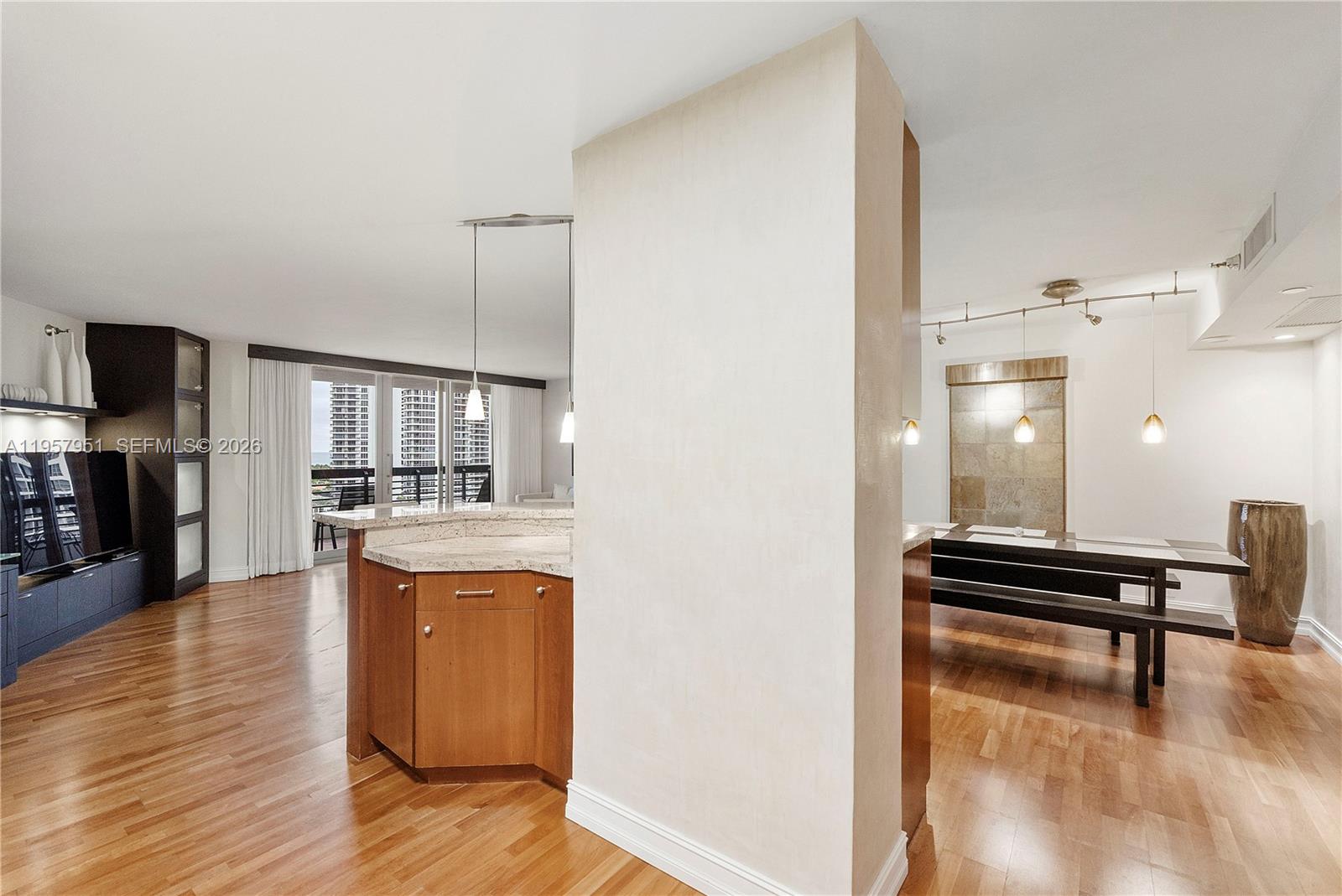 MYSTIC POINTE TOWER 400 - Residential