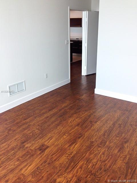 Quantum On The Bay Condo - Residential Lease