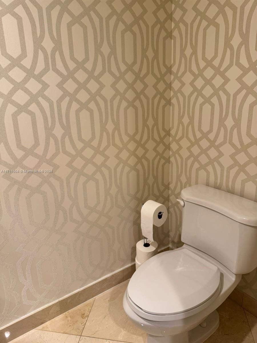 100 HIDDEN BAY CONDO - Residential Lease