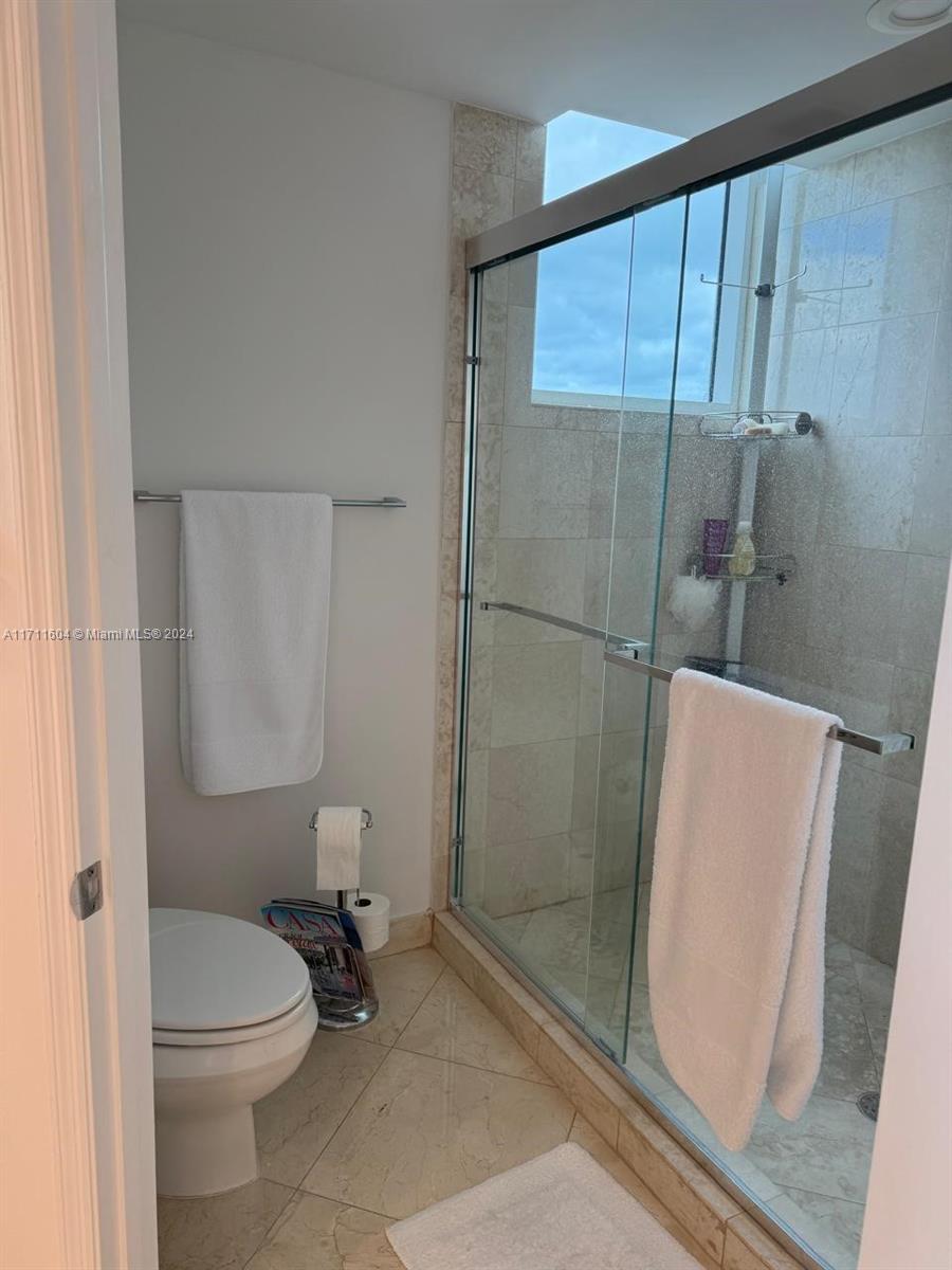 100 HIDDEN BAY CONDO - Residential Lease