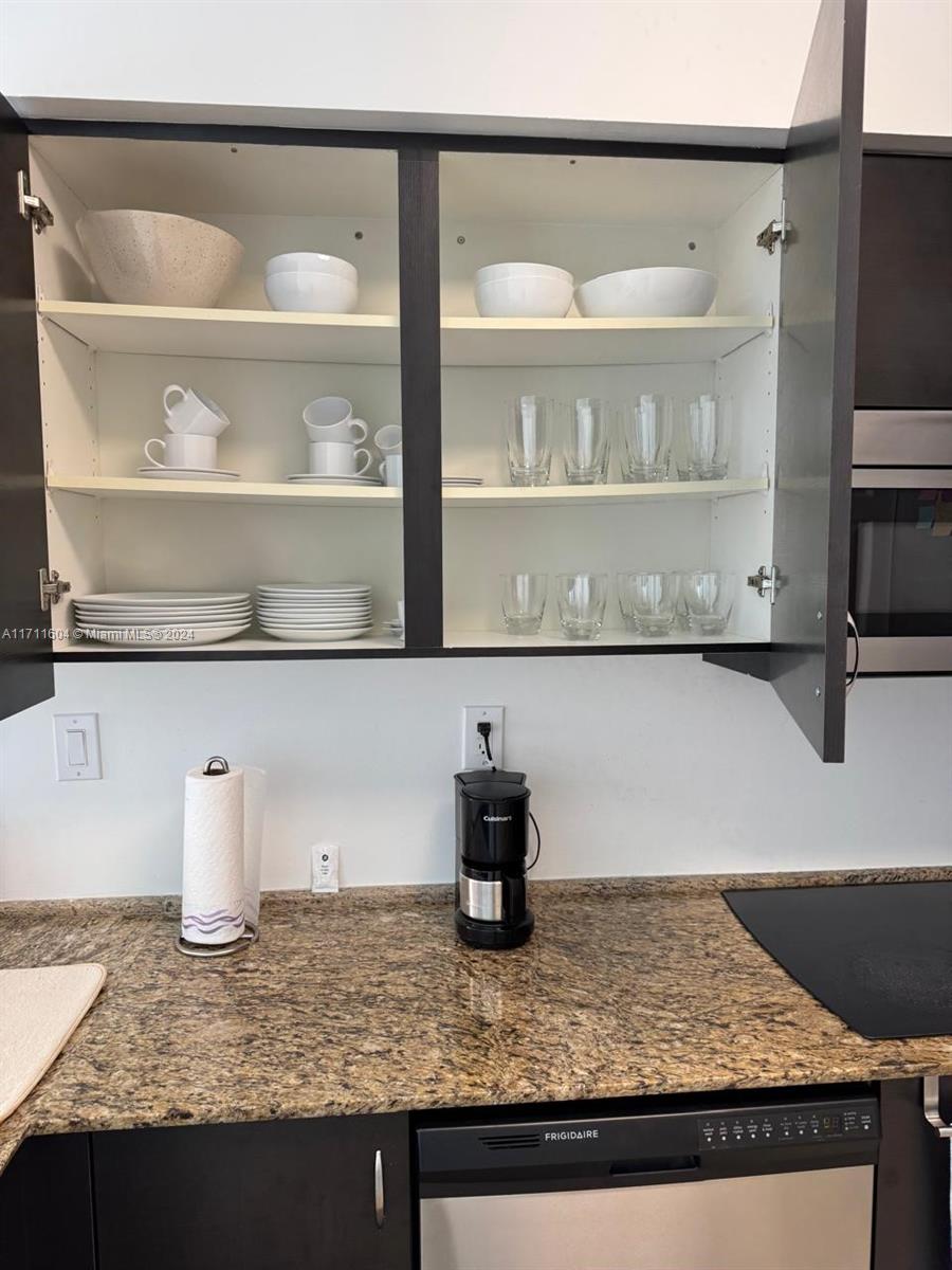 100 HIDDEN BAY CONDO - Residential Lease