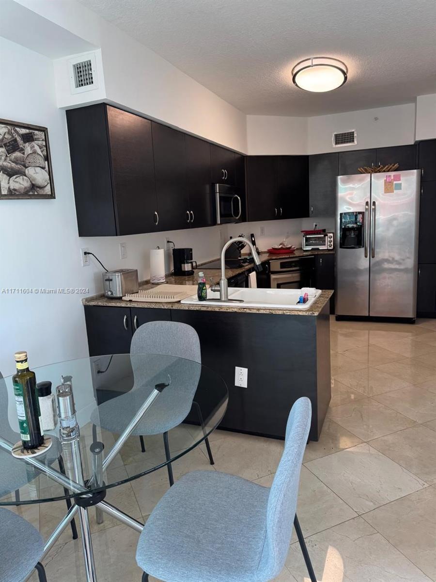 100 HIDDEN BAY CONDO - Residential Lease