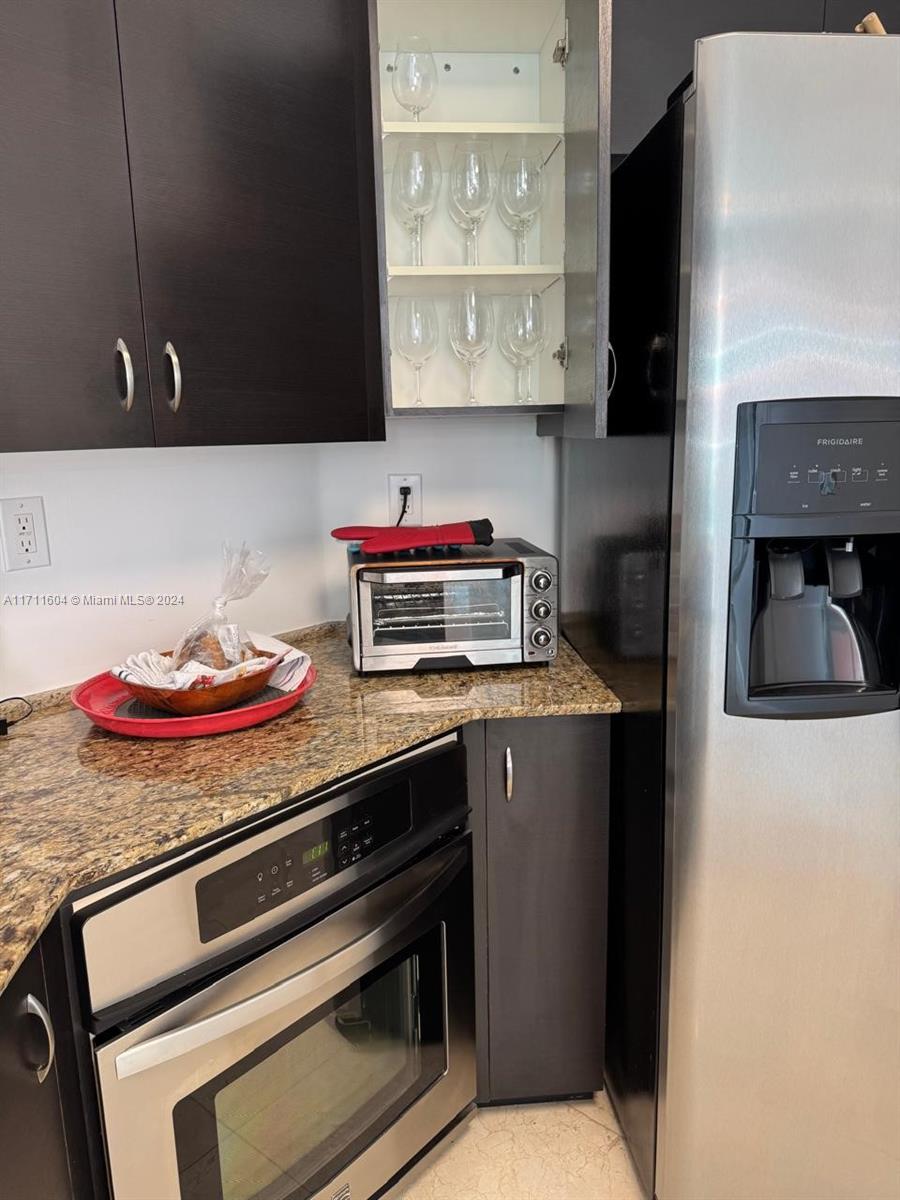 100 HIDDEN BAY CONDO - Residential Lease