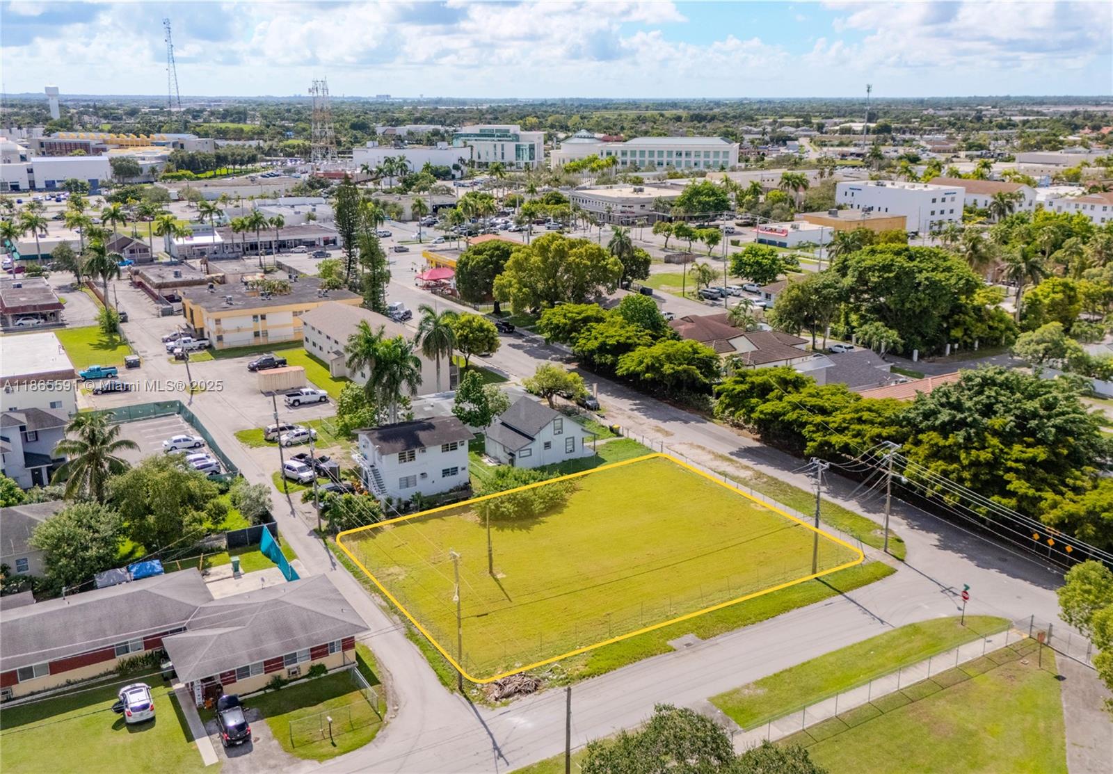 85 NW 5th St