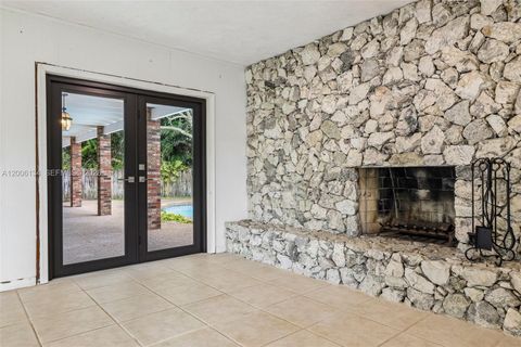 Tiny photo for 7885 SW 179th Ter, Palmetto Bay, FL 33157 (MLS # A12006134)