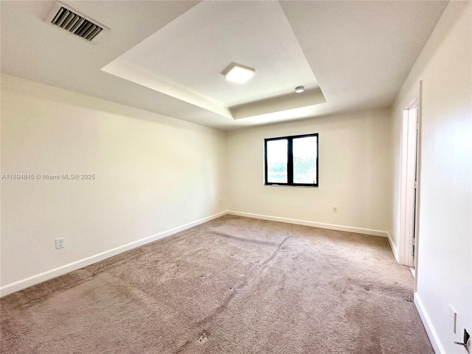 CHAMPION LAKES - Residential