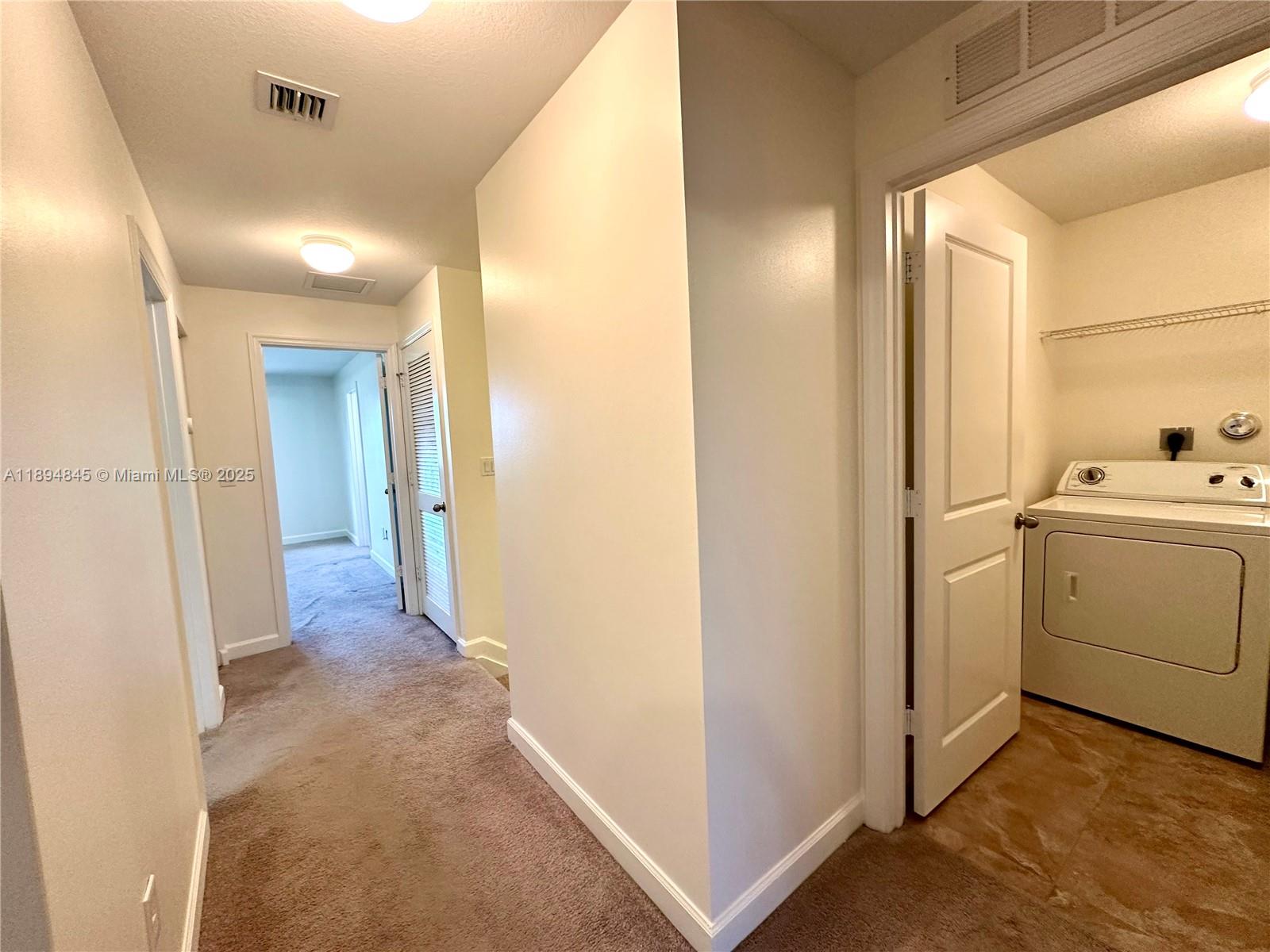 CHAMPION LAKES - Residential