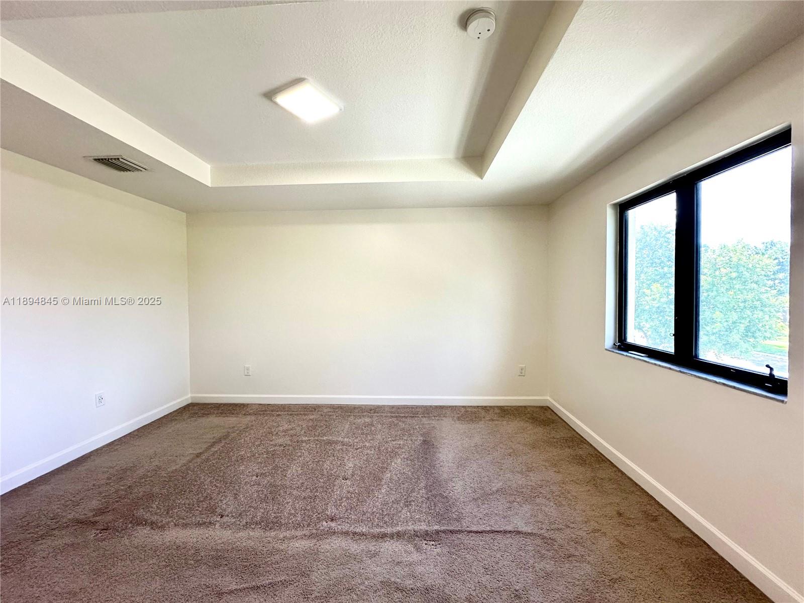 CHAMPION LAKES - Residential