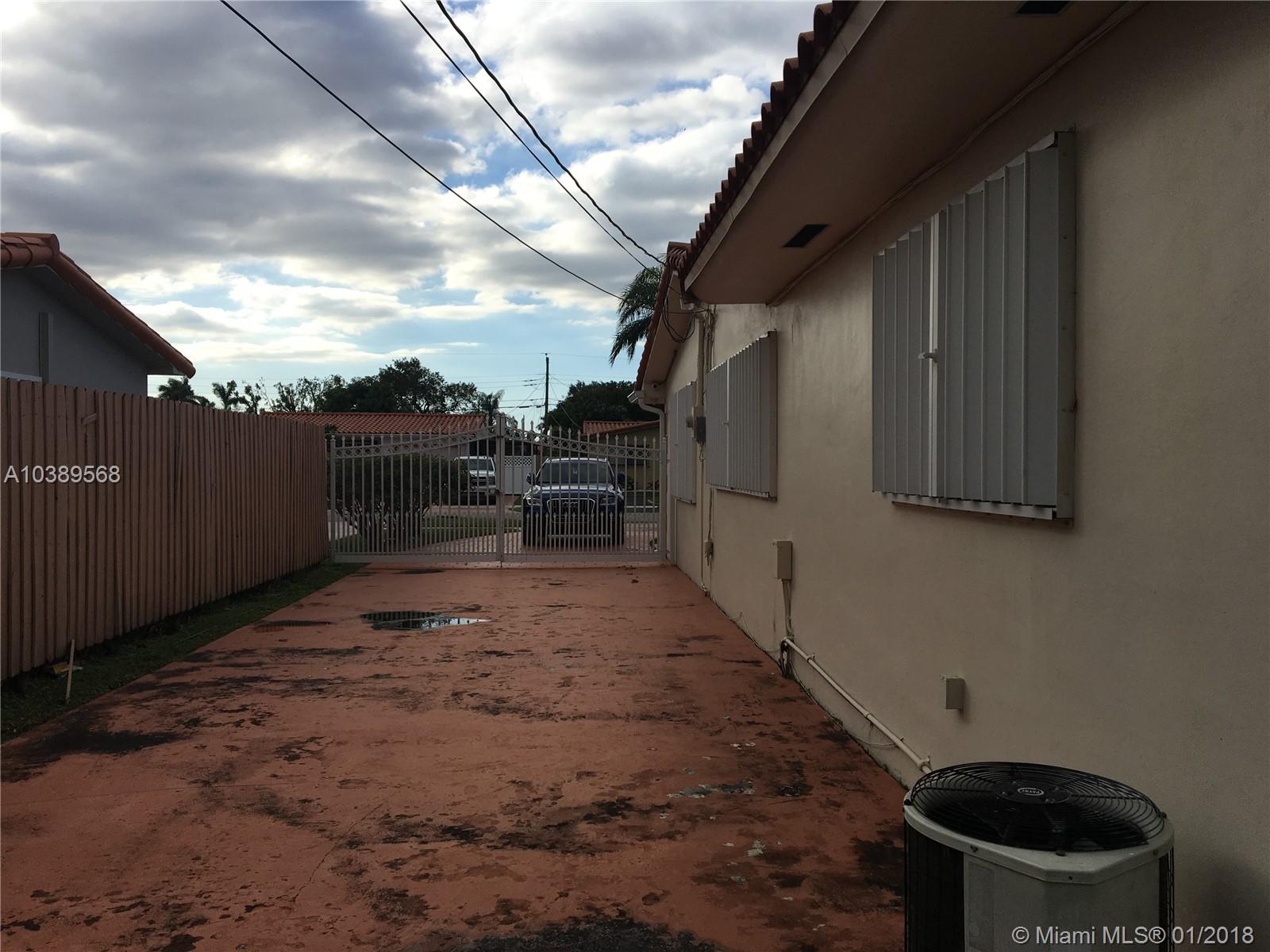 PALM SPRINGS LAKES 1ST AD - Residential Lease