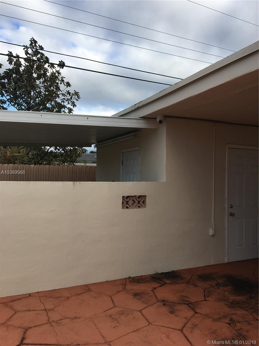 PALM SPRINGS LAKES 1ST AD - Residential Lease