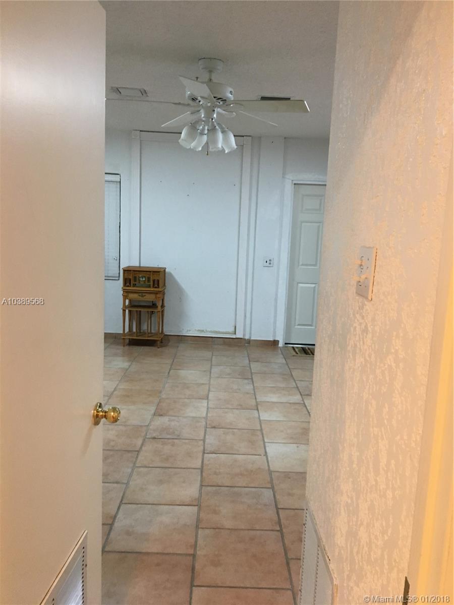 PALM SPRINGS LAKES 1ST AD - Residential Lease