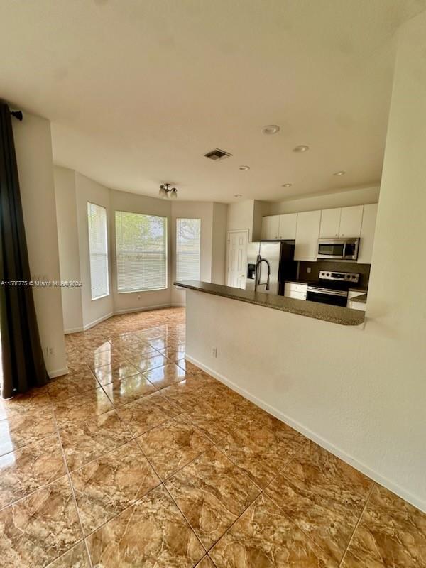 BELLA TERRA PUD 4 - Residential Lease