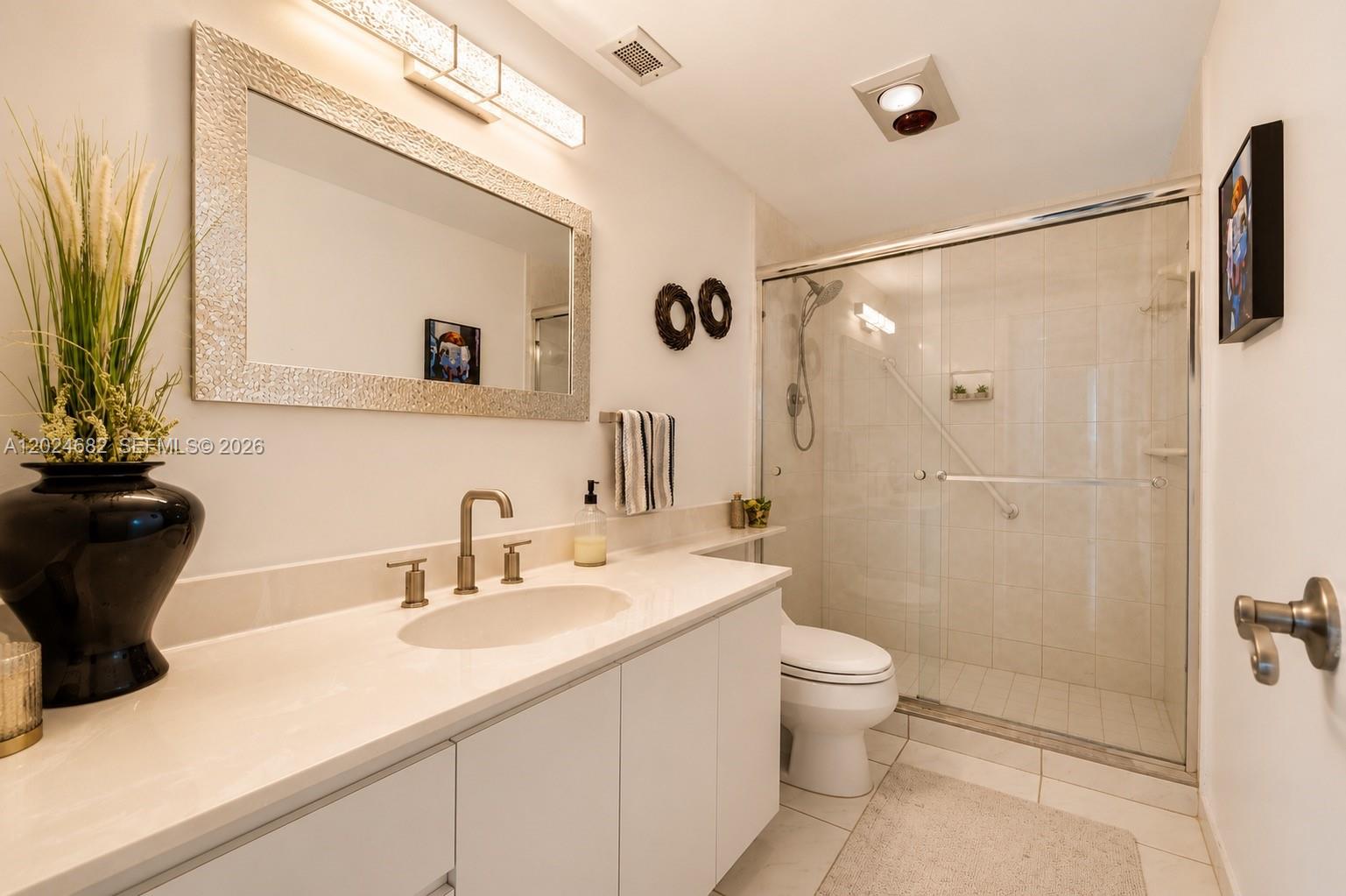 ARLEN HOUSE CONDO - Residential