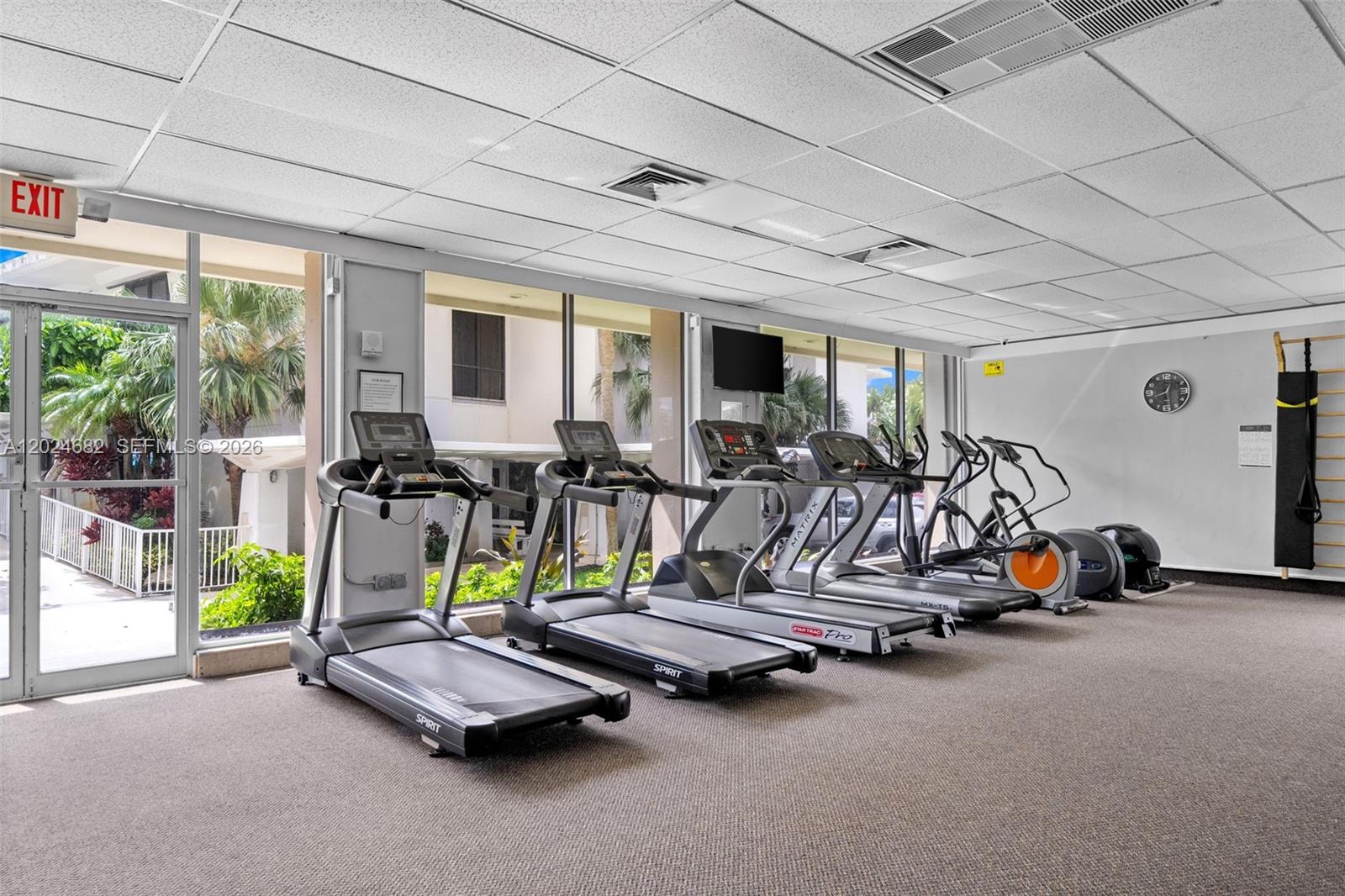ARLEN HOUSE CONDO - Residential