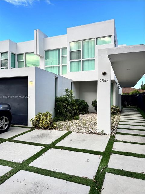 2863 SW 36th Ct 2863 Miami FL 33133