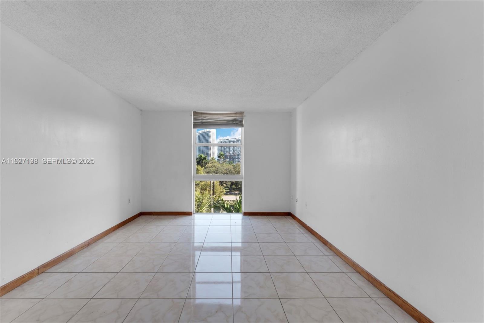 WOODSIDE APTS CONDO - Residential Lease