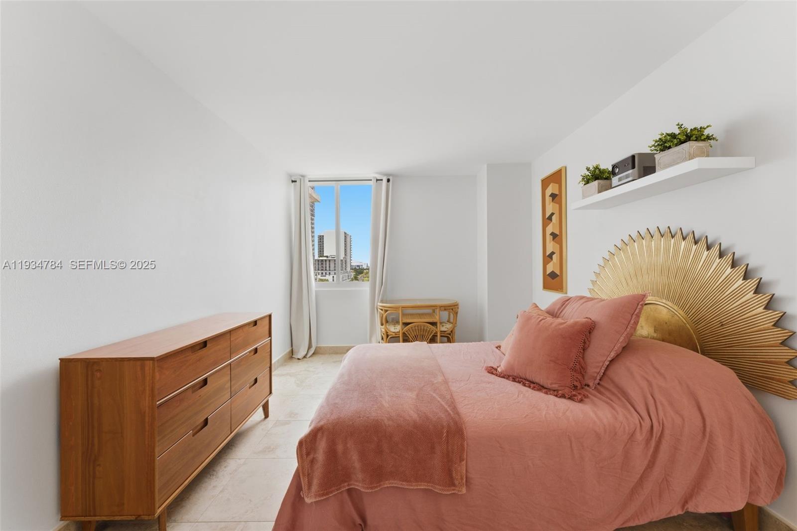 MADISON DOWNTOWN CONDO - Residential