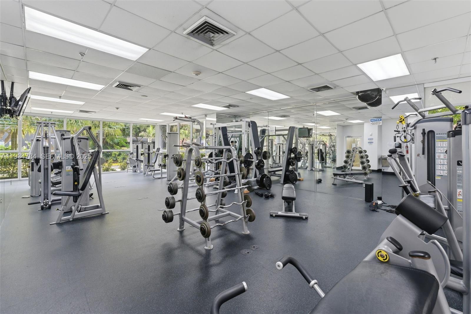 MADISON DOWNTOWN CONDO - Residential