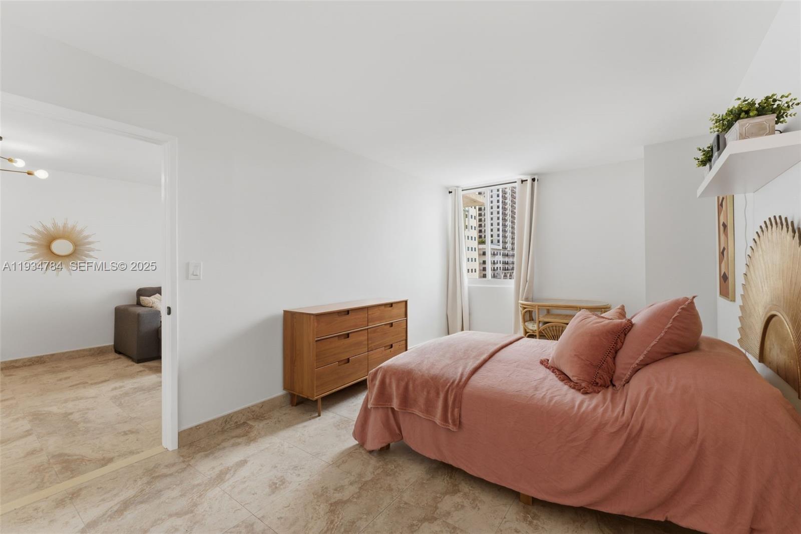 MADISON DOWNTOWN CONDO - Residential