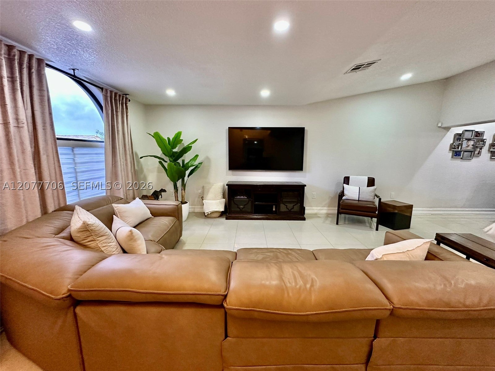 9021 NW 150th Ter