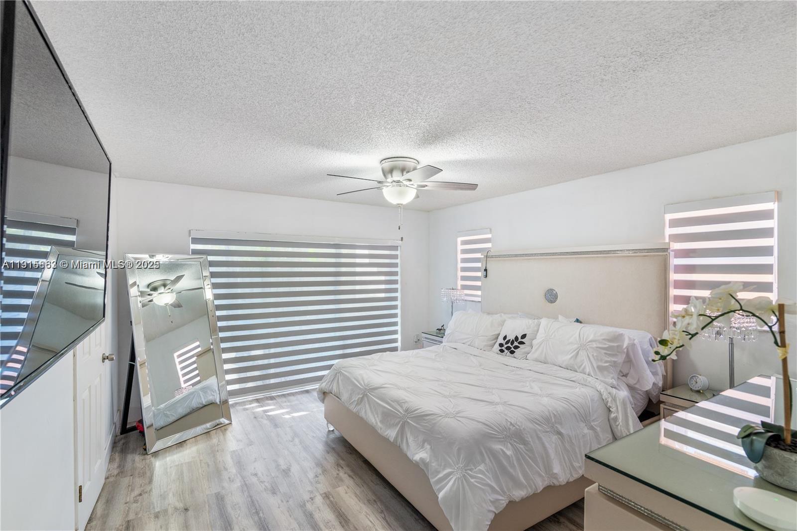 ISLAS CANARIAS HOMES - Residential