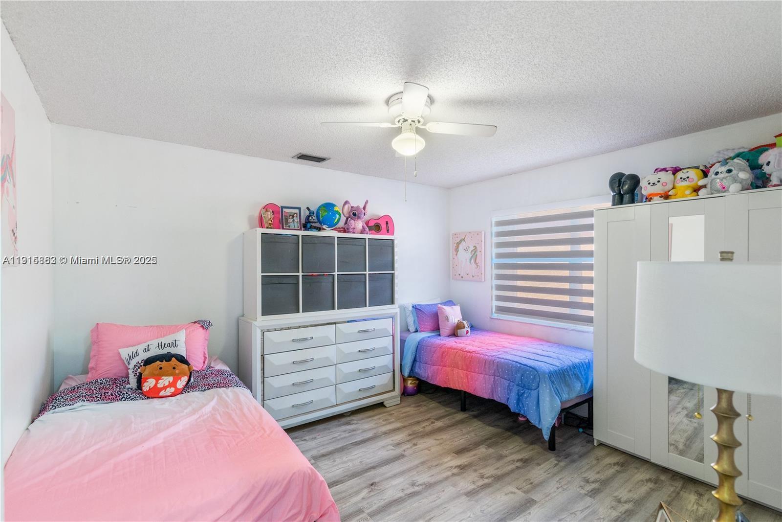 ISLAS CANARIAS HOMES - Residential