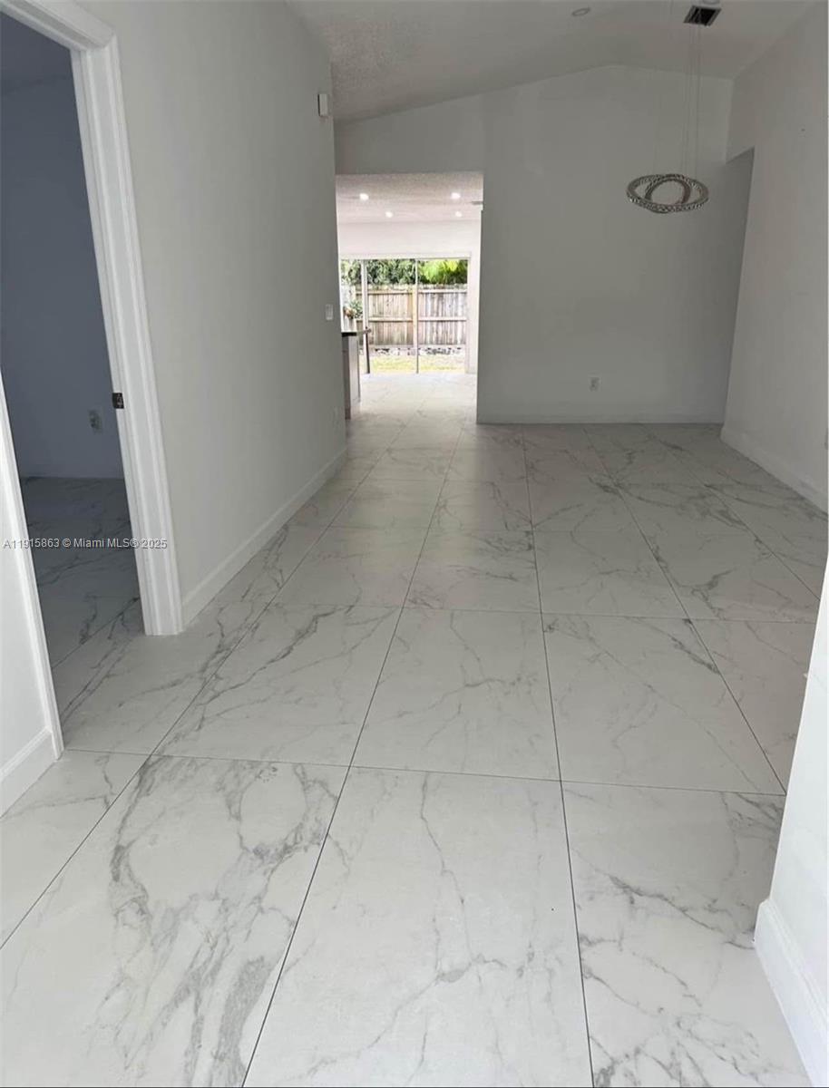 ISLAS CANARIAS HOMES - Residential