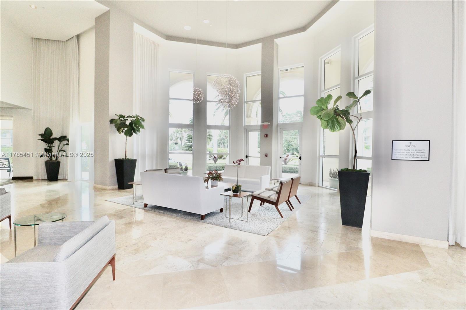 PALMETTO PLACE CONDO - Residential Lease