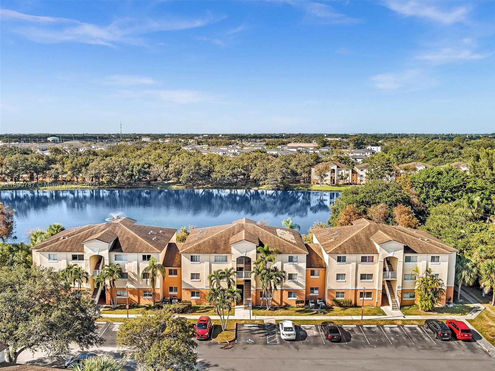 LAKEWOOD AT EMERALD HILLS - Residential Lease