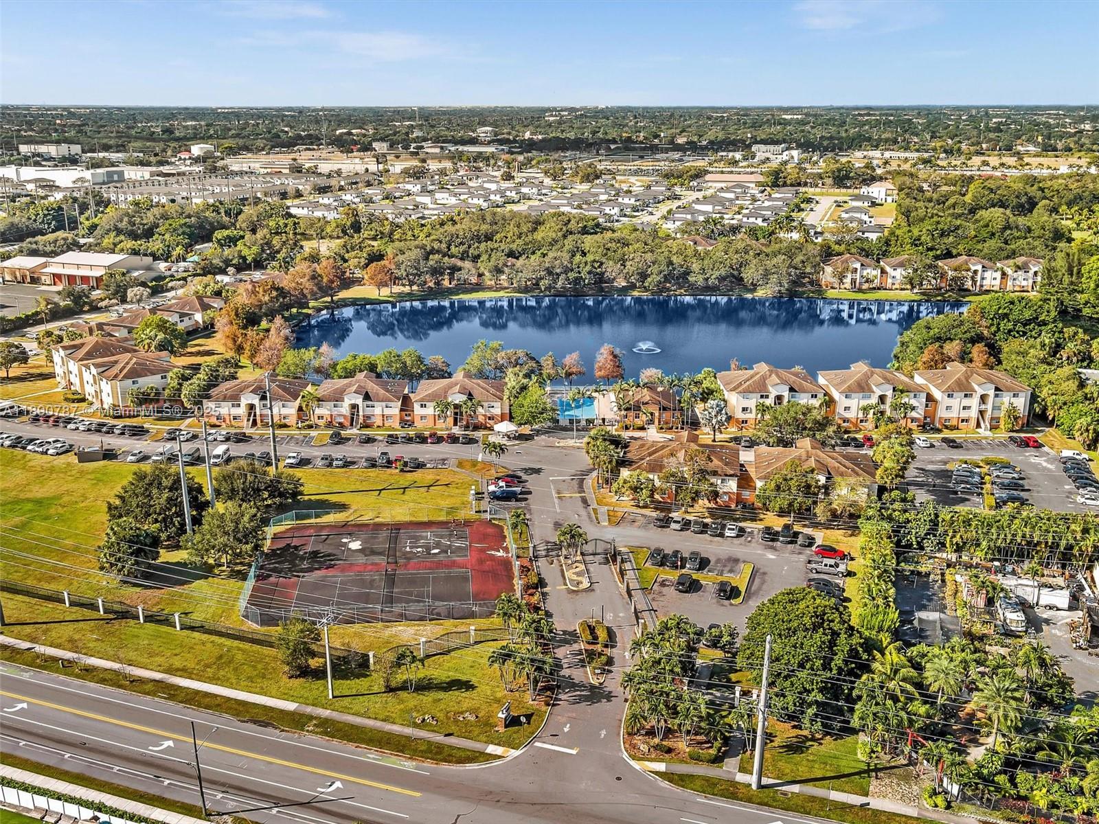 LAKEWOOD AT EMERALD HILLS - Residential Lease